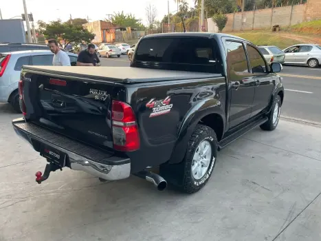 TOYOTA Hilux Caminhonete 3.0 4P 4X4 SRV TURBO DIESEL CABINE DUPLA AUTOMTICO, Foto 6