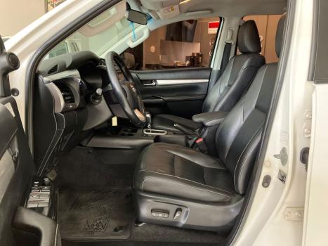 TOYOTA Hilux Caminhonete 2.8 16V SRV 4X4 DIESEL CABINE DUPLA AUTOMTICO, Foto 10