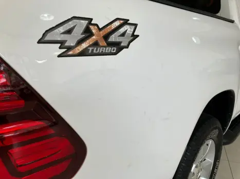 TOYOTA Hilux Caminhonete 2.8 16V SRV 4X4 DIESEL CABINE DUPLA AUTOMTICO, Foto 18