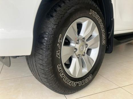 TOYOTA Hilux Caminhonete 2.8 16V SRV 4X4 DIESEL CABINE DUPLA AUTOMTICO, Foto 26
