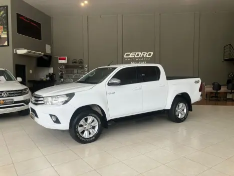 TOYOTA Hilux Caminhonete 2.8 16V SRV 4X4 DIESEL CABINE DUPLA AUTOMTICO, Foto 28