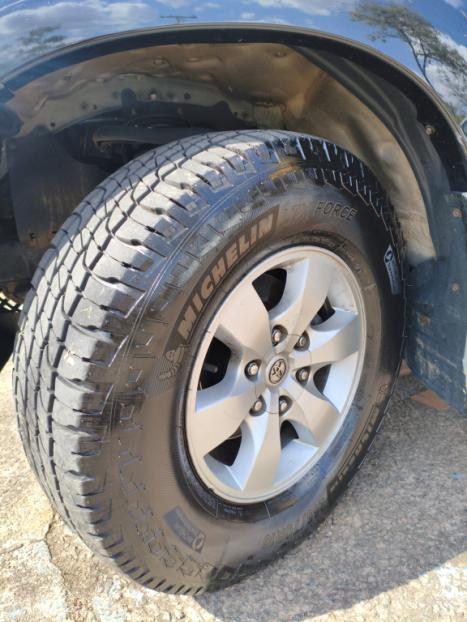 TOYOTA Hilux Caminhonete 3.0 4P 4X4 SRV TURBO DIESEL CABINE DUPLA LIMITED EDITION AUTOMÁTICO, Foto 8 TOYOTA Hilux Caminhonete 3.0 4P 4X4 SRV TURBO DIESEL CABINE DUPLA LIMITED EDITION AUTOMÁTICO, Foto 8