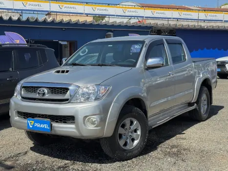 TOYOTA Hilux Caminhonete 3.0 4P 4X4 SRV TURBO DIESEL CABINE DUPLA, Foto 2