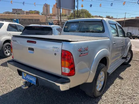TOYOTA Hilux Caminhonete 3.0 4P 4X4 SRV TURBO DIESEL CABINE DUPLA, Foto 4