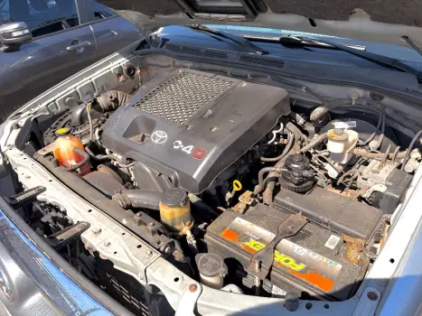 TOYOTA Hilux Caminhonete 3.0 4P 4X4 SRV TURBO DIESEL CABINE DUPLA, Foto 7