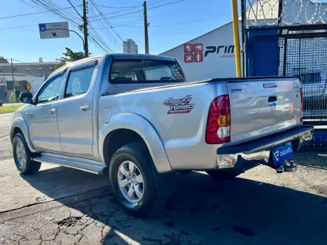TOYOTA Hilux Caminhonete 3.0 4P 4X4 SRV TURBO DIESEL CABINE DUPLA, Foto 4