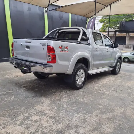 TOYOTA Hilux Caminhonete 3.0 4P 4X4 SRV TURBO DIESEL TOP CABINE DUPLA AUTOMTICO, Foto 5