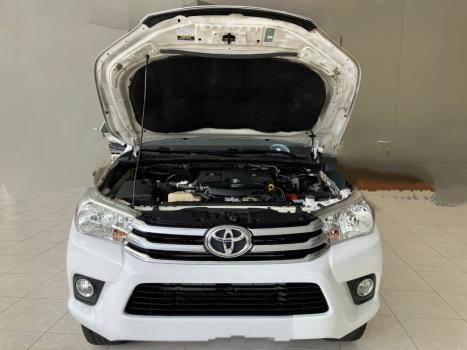 TOYOTA Hilux Caminhonete 2.8 16V SRV 4X4 DIESEL CABINE DUPLA AUTOMTICO, Foto 5