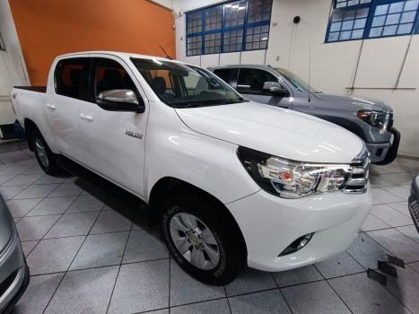 TOYOTA Hilux Caminhonete 2.8 16V SRV 4X4 DIESEL CABINE DUPLA AUTOMTICO, Foto 2
