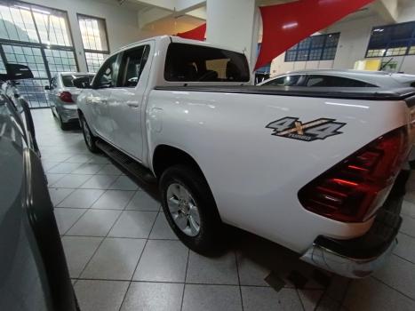 TOYOTA Hilux Caminhonete 2.8 16V SRV 4X4 DIESEL CABINE DUPLA AUTOMTICO, Foto 8