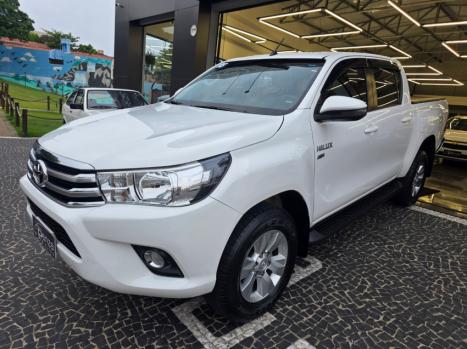 TOYOTA Hilux Caminhonete 2.7 16V 4P SR FLEX CABINE DUPLA AUTOMÁTICO, Foto 2 TOYOTA Hilux Caminhonete 2.7 16V 4P SR FLEX CABINE DUPLA AUTOMÁTICO, Foto 2