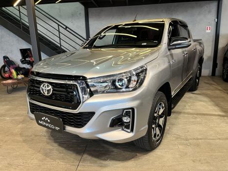 TOYOTA Hilux Caminhonete 2.8 16V SRX 50 ANOS 4X4 TURBO DIESEL CABINE DUPLA AUTOMTICO, Foto 2