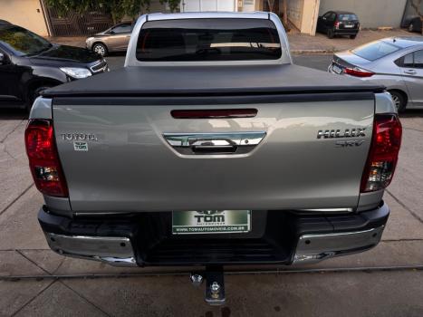TOYOTA Hilux Caminhonete 2.7 16V 4P SRV FLEX CABINE DUPLA AUTOMTICO, Foto 5