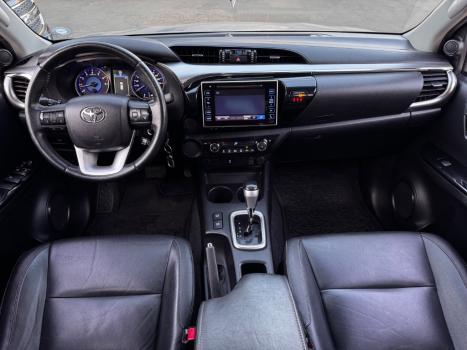 TOYOTA Hilux Caminhonete 2.7 16V 4P SRV FLEX CABINE DUPLA AUTOMTICO, Foto 7