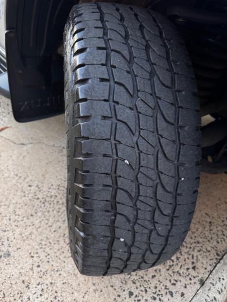 TOYOTA Hilux Caminhonete 2.7 16V 4P SRV FLEX CABINE DUPLA AUTOMTICO, Foto 10