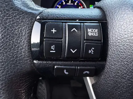 TOYOTA Hilux Caminhonete 2.7 16V 4P SRV FLEX CABINE DUPLA AUTOMTICO, Foto 35