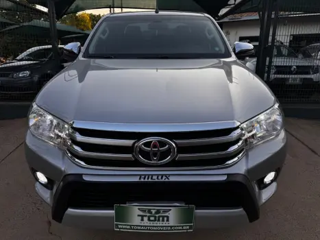 TOYOTA Hilux Caminhonete 2.7 16V 4P SRV FLEX CABINE DUPLA AUTOMTICO, Foto 38