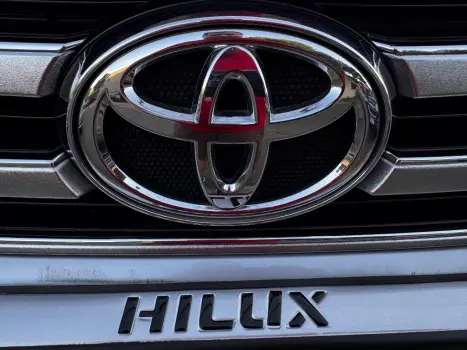 TOYOTA Hilux Caminhonete 2.7 16V 4P SRV FLEX CABINE DUPLA AUTOMTICO, Foto 42