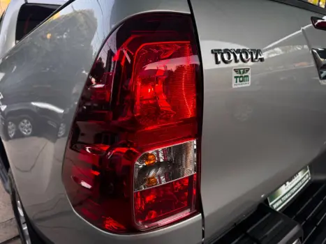 TOYOTA Hilux Caminhonete 2.7 16V 4P SRV FLEX CABINE DUPLA AUTOMTICO, Foto 50