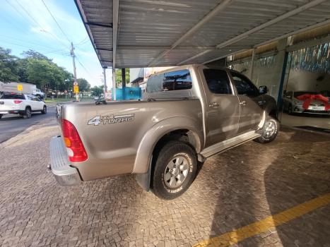 TOYOTA Hilux Caminhonete 3.0 4P 4X4 SRV TURBO DIESEL CABINE DUPLA, Foto 4