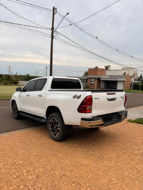 TOYOTA Hilux Caminhonete 2.8 16V SRV 4X4 DIESEL CABINE DUPLA AUTOMTICO, Foto 10