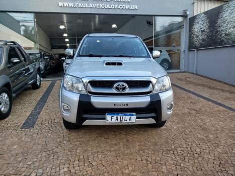 TOYOTA Hilux Caminhonete 3.0 4P 4X4 SRV TURBO DIESEL CABINE DUPLA AUTOMTICO, Foto 1