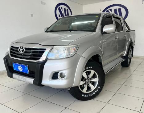 TOYOTA Hilux Caminhonete 2.7 16V 4P FLEX STD 4X4 CABINE DUPLA, Foto 1