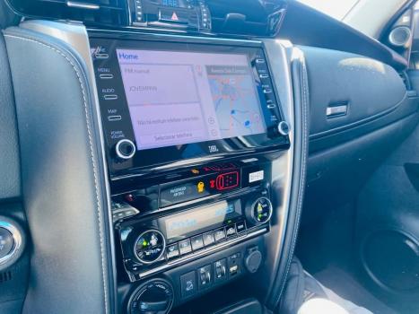 TOYOTA Hilux Caminhonete , Foto 8