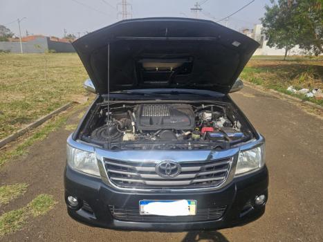 TOYOTA Hilux Caminhonete 3.0 4P 4X4 SRV TURBO DIESEL TOP CABINE DUPLA AUTOMTICO, Foto 3