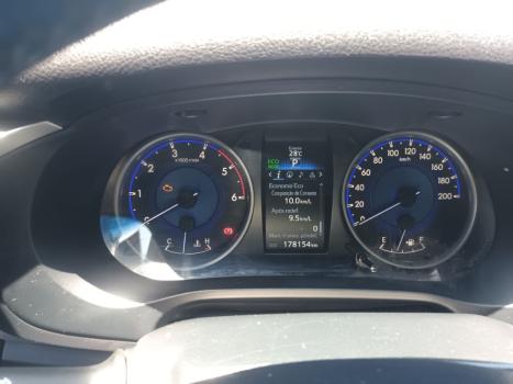 TOYOTA Hilux Caminhonete 2.8 16V SRV 4X4 DIESEL CABINE DUPLA AUTOMTICO, Foto 8