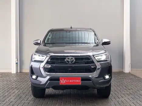 TOYOTA Hilux Caminhonete 2.8 16V SRX 4X4 TURBO DIESEL CABINE DUPLA AUTOMTICO, Foto 2