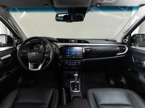 TOYOTA Hilux Caminhonete 2.8 16V SRX 4X4 TURBO DIESEL CABINE DUPLA AUTOMTICO, Foto 11