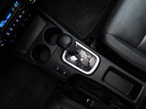 TOYOTA Hilux Caminhonete 2.8 16V SRX 4X4 TURBO DIESEL CABINE DUPLA AUTOMTICO, Foto 20