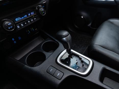 TOYOTA Hilux Caminhonete 2.8 16V SRX 4X4 TURBO DIESEL CABINE DUPLA AUTOMTICO, Foto 21