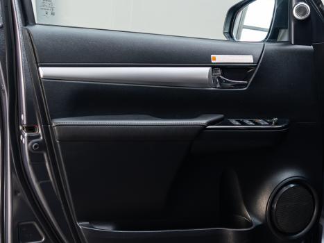 TOYOTA Hilux Caminhonete 2.8 16V SRX 4X4 TURBO DIESEL CABINE DUPLA AUTOMTICO, Foto 23