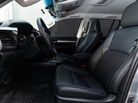 TOYOTA Hilux Caminhonete 2.8 16V SRV 4X4 DIESEL CABINE DUPLA AUTOM�TICO, Foto 9