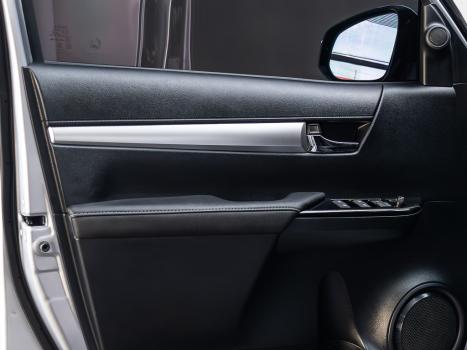 TOYOTA Hilux Caminhonete 2.8 16V SRV 4X4 DIESEL CABINE DUPLA AUTOM�TICO, Foto 24