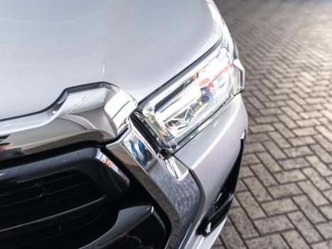 TOYOTA Hilux Caminhonete 2.8 16V SRV 4X4 DIESEL CABINE DUPLA AUTOM�TICO, Foto 30