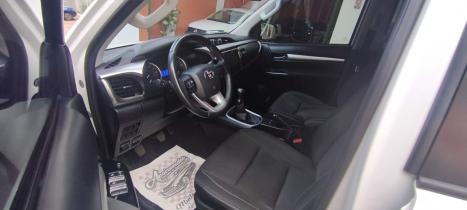 TOYOTA Hilux Caminhonete 2.7 16V 4P SR FLEX CABINE DUPLA, Foto 2