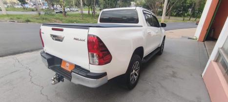 TOYOTA Hilux Caminhonete 2.7 16V 4P SR FLEX CABINE DUPLA, Foto 5