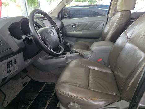 TOYOTA Hilux Caminhonete 3.0 4P 4X4 SRV TURBO DIESEL CABINE DUPLA AUTOMTICO, Foto 8
