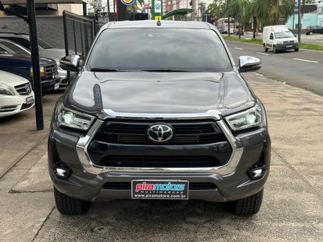 TOYOTA Hilux Caminhonete 2.8 16V SRX 4X4 TURBO DIESEL CABINE DUPLA AUTOMTICO, Foto 3