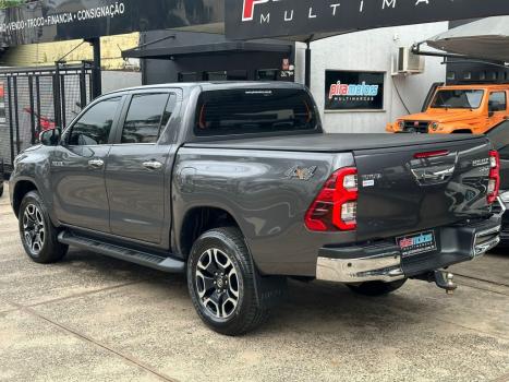 TOYOTA Hilux Caminhonete 2.8 16V SRX 4X4 TURBO DIESEL CABINE DUPLA AUTOMTICO, Foto 5