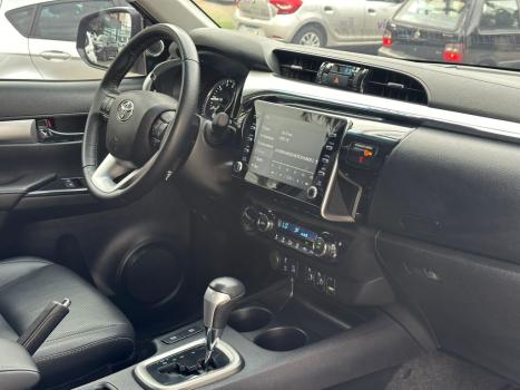 TOYOTA Hilux Caminhonete 2.8 16V SRX 4X4 TURBO DIESEL CABINE DUPLA AUTOMTICO, Foto 11