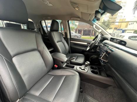 TOYOTA Hilux Caminhonete 2.8 16V SRX 4X4 TURBO DIESEL CABINE DUPLA AUTOMTICO, Foto 12