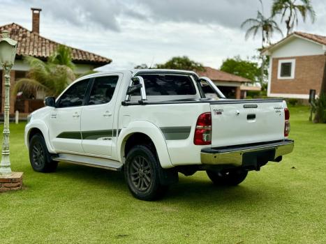 TOYOTA Hilux Caminhonete 3.0 4P 4X4 SRV TURBO DIESEL CABINE DUPLA LIMITED EDITION AUTOM�TICO, Foto 7