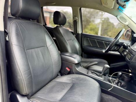 TOYOTA Hilux Caminhonete 3.0 4P 4X4 SRV TURBO DIESEL CABINE DUPLA LIMITED EDITION AUTOM�TICO, Foto 12