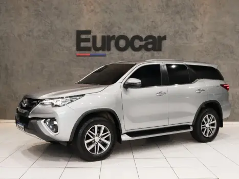 TOYOTA Hilux Caminhonete , Foto 1