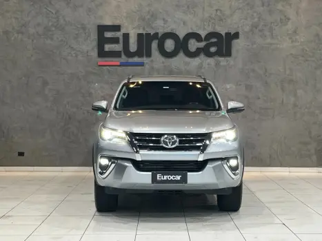 TOYOTA Hilux Caminhonete , Foto 2