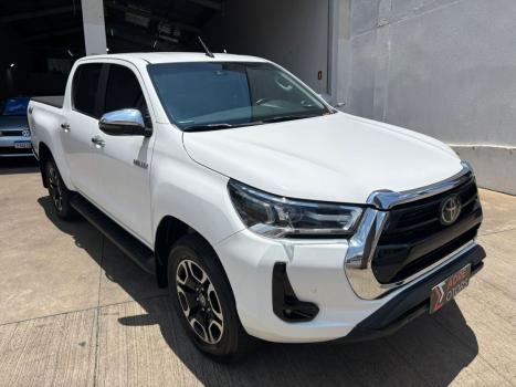 TOYOTA Hilux Caminhonete 2.8 16V SRX 4X4 TURBO DIESEL CABINE DUPLA AUTOMTICO, Foto 3